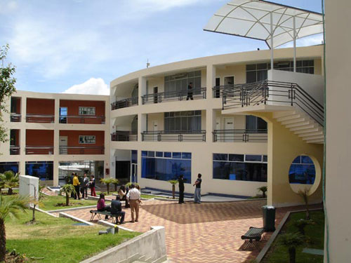 ecuadoruniversitario_campus_uti_ambato