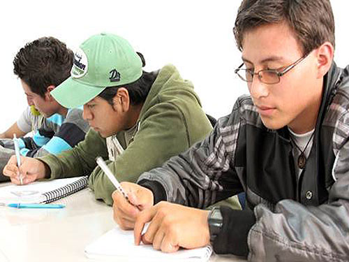 ecuador-expone-revolucion-academica-en-cuba-eu