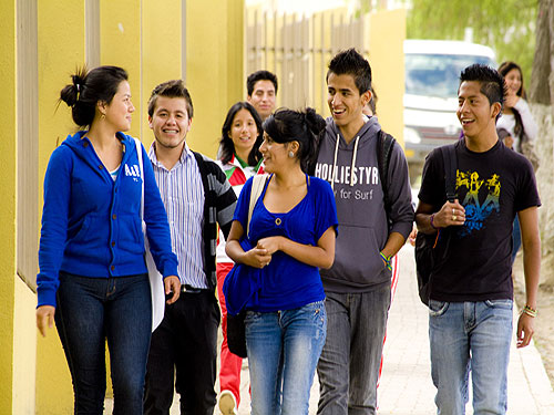 estudiantes-de-la-universidad-nacional-de-loja-eu